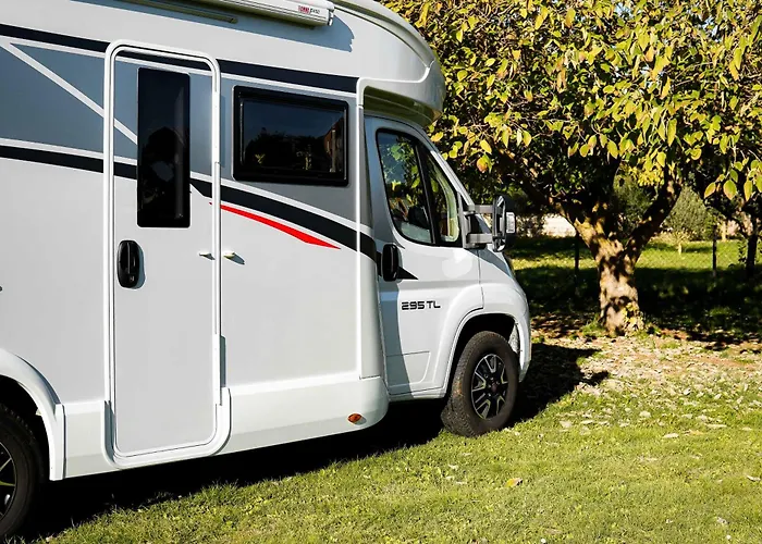 Camper Istra * 普拉